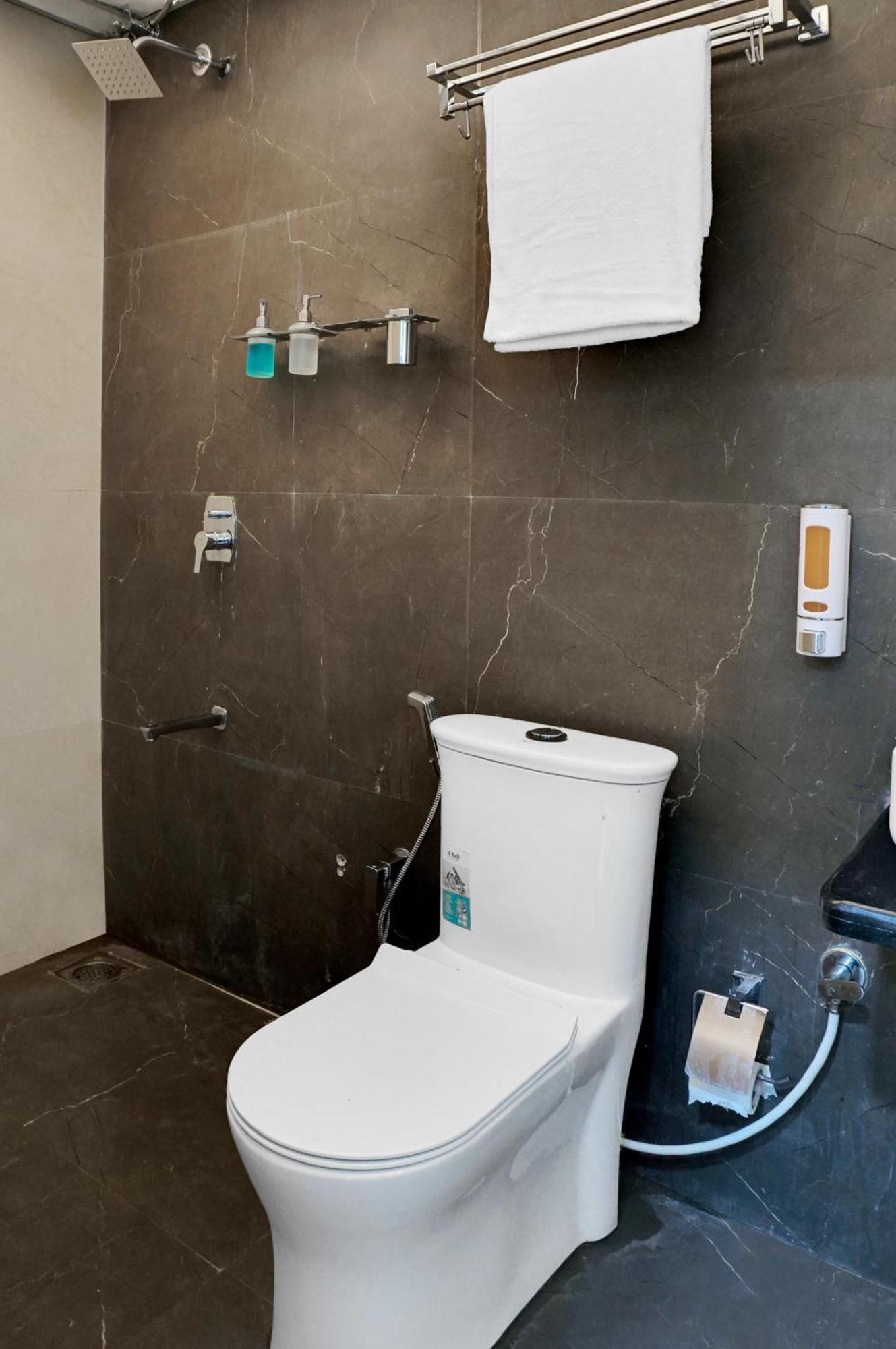 Hotel Sayba Executive Pune Extérieur photo